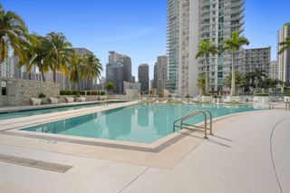 90 SW 3rd St 2802, Miami, FL 33130