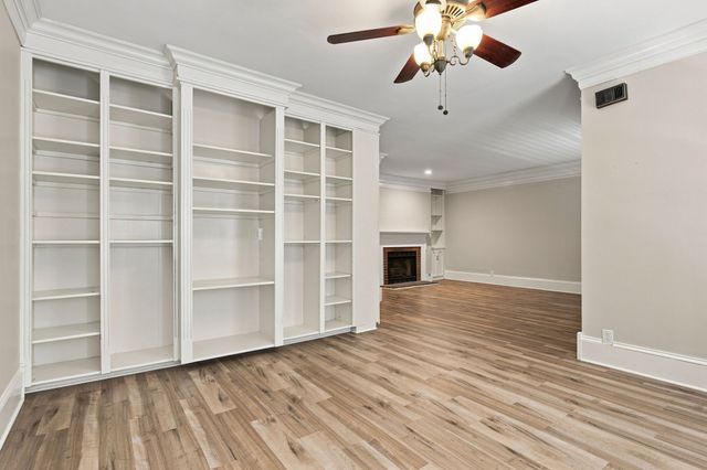 1227 Carriage Park Dr, Franklin, TN 37064