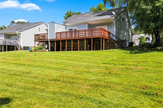 1227 Carriage Park Dr, Franklin, TN 37064