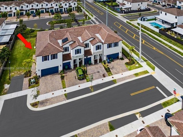 13170 SW 232nd Ln, Miami, FL 33032