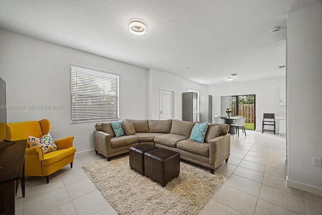 13170 SW 232nd Ln, Miami, FL 33032