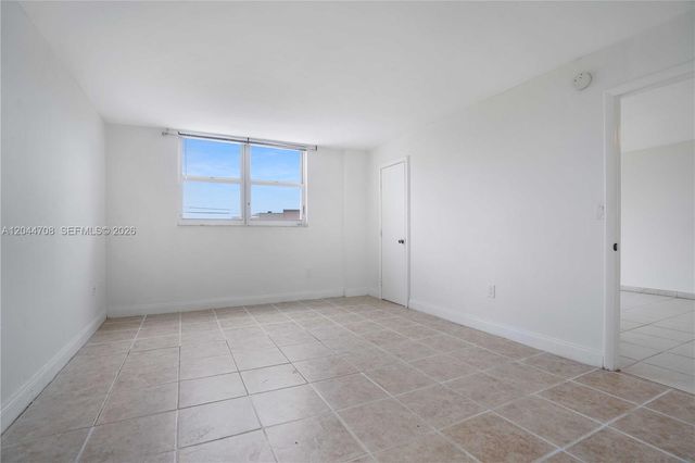 6900 Bay Drive 3H, Miami Beach, FL 33141