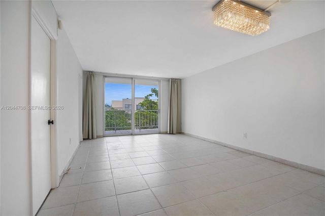 6900 Bay Drive 3H, Miami Beach, FL 33141
