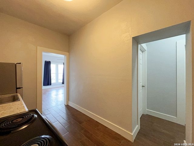 506 W Drexel Ave Apt 4, San Antonio, TX 78210