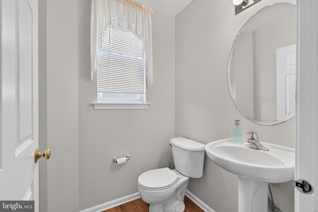 16 AMESBURY RD, Fallsington, PA 19054