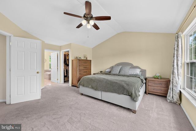 16 AMESBURY RD, Fallsington, PA 19054