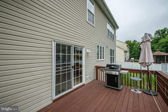 16 AMESBURY RD, Fallsington, PA 19054