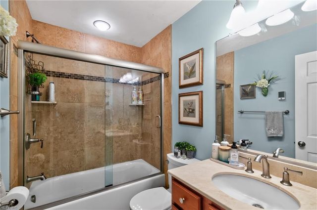 145 Normandy LN, Newport News, VA 23606