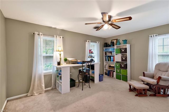 145 Normandy LN, Newport News, VA 23606