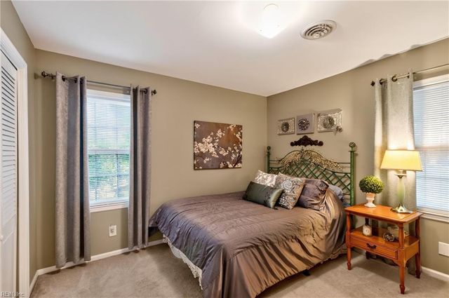 145 Normandy LN, Newport News, VA 23606