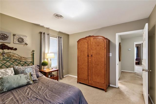 145 Normandy LN, Newport News, VA 23606