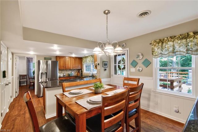 145 Normandy LN, Newport News, VA 23606