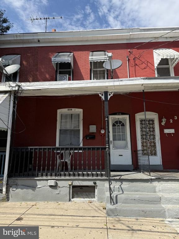 236 EMORY AVE, Trenton, NJ 08611