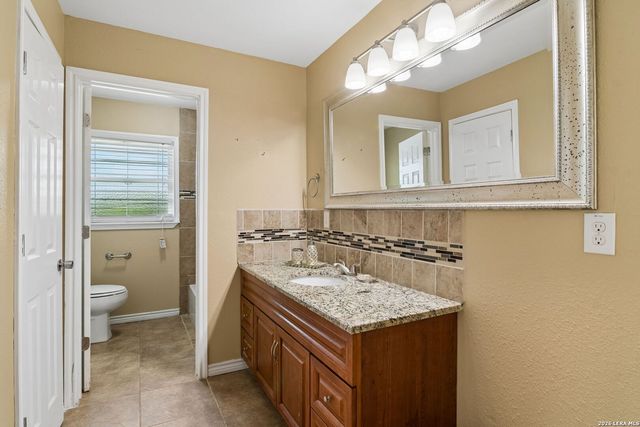7627 TRIPLE OAKS DR, San Antonio, TX 78263