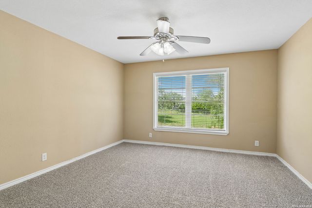 7627 TRIPLE OAKS DR, San Antonio, TX 78263