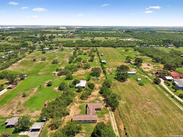 7627 TRIPLE OAKS DR, San Antonio, TX 78263