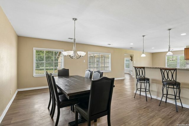 7627 TRIPLE OAKS DR, San Antonio, TX 78263