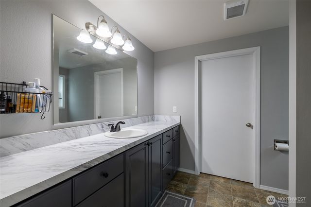 3381 Jackson Highway, Chehalis, WA 98532