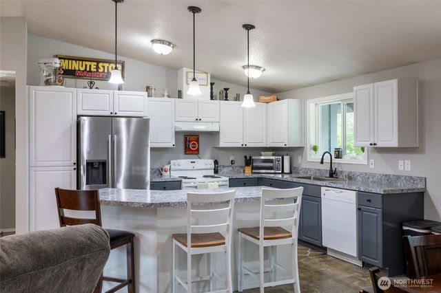 3381 Jackson Highway, Chehalis, WA 98532