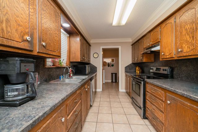 143 Amy St, Longview, TX 75605