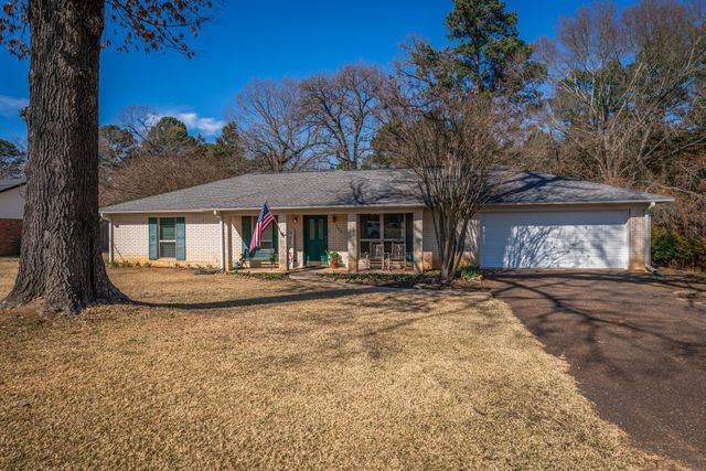 143 Amy St, Longview, TX 75605