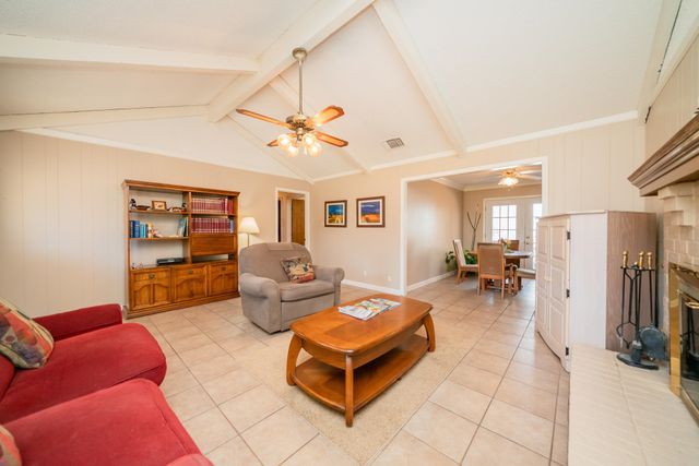 143 Amy St, Longview, TX 75605