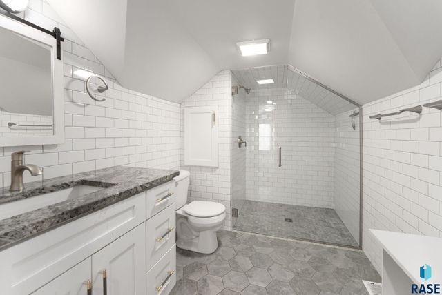 617 E 20th St Street, Sioux Falls, SD 57105