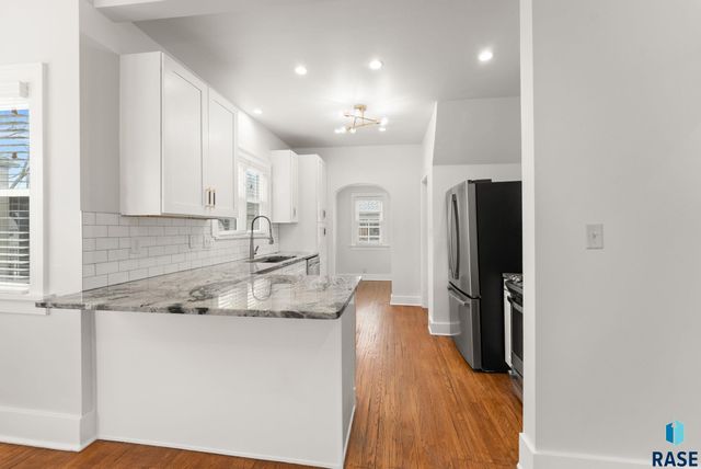 617 E 20th St Street, Sioux Falls, SD 57105