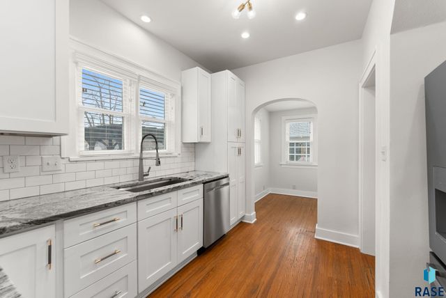 617 E 20th St Street, Sioux Falls, SD 57105