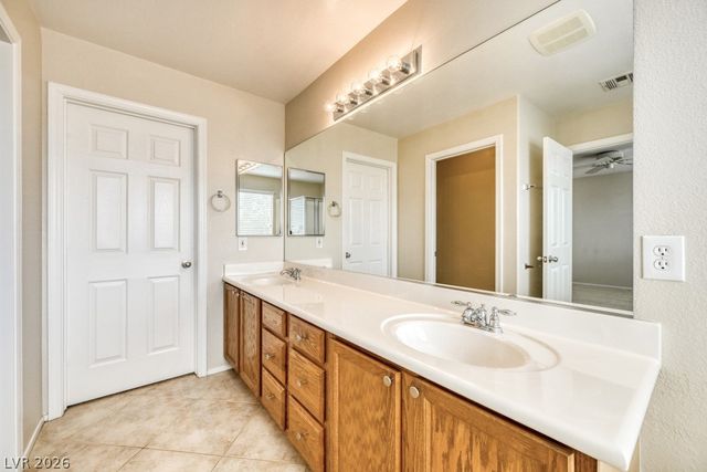 11237 Woodland Violet Avenue, Las Vegas, NV 89138