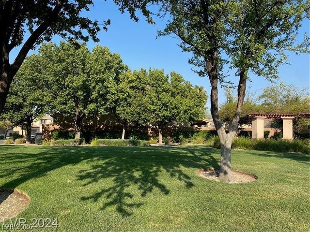 11237 Woodland Violet Avenue, Las Vegas, NV 89138