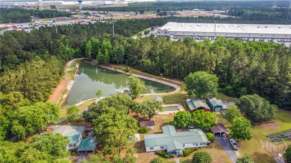 Image 2 of property listing at 535 & 565 Deer Run Road, Ellabell, GA 31308