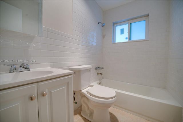 715 N 58th Avenue 1, Hollywood, FL 33021