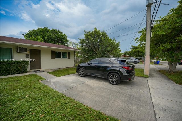 715 N 58th Avenue 1, Hollywood, FL 33021