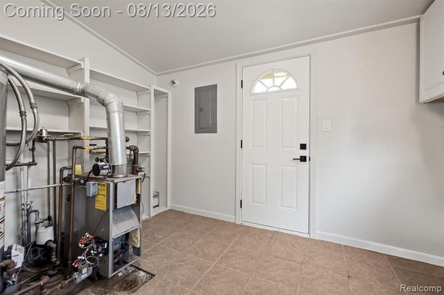 1420 S Carlson Street, Westland, MI 48186