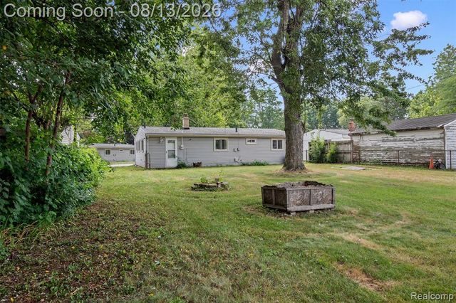 1420 S Carlson Street, Westland, MI 48186