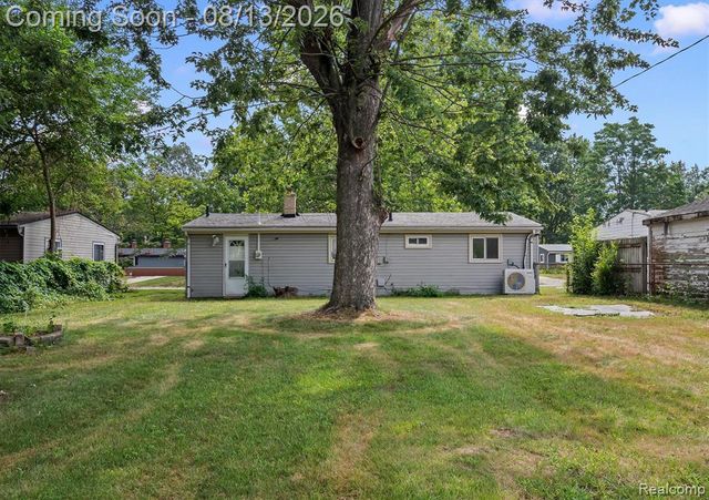 1420 S Carlson Street, Westland, MI 48186