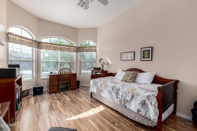 10432 W LOS GATOS Drive, Peoria, AZ 85383