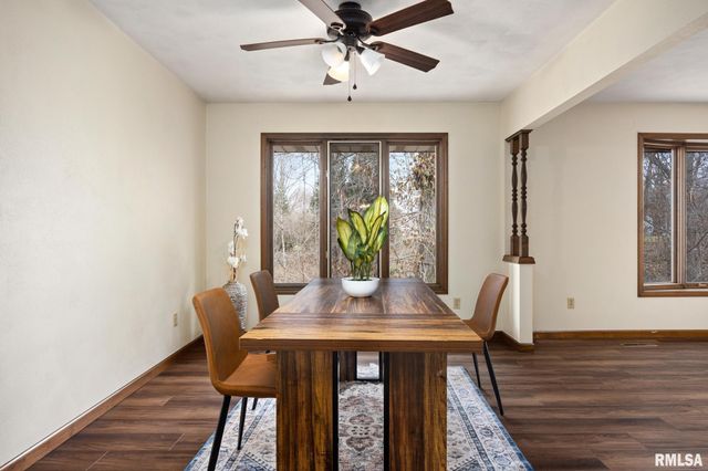 85 HICKORY RIDGE Court, Morton, IL 61550