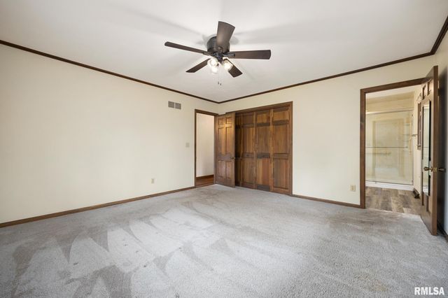 85 HICKORY RIDGE Court, Morton, IL 61550