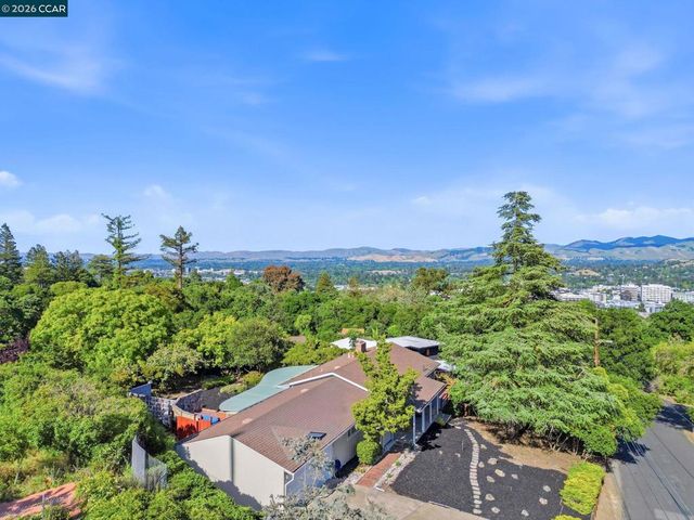 143 Montecito Crescent, Walnut Creek, CA 94597
