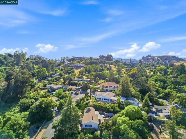 143 Montecito Crescent, Walnut Creek, CA 94597