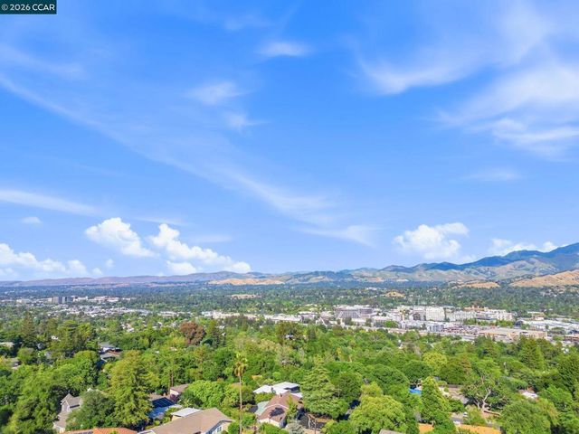143 Montecito Crescent, Walnut Creek, CA 94597