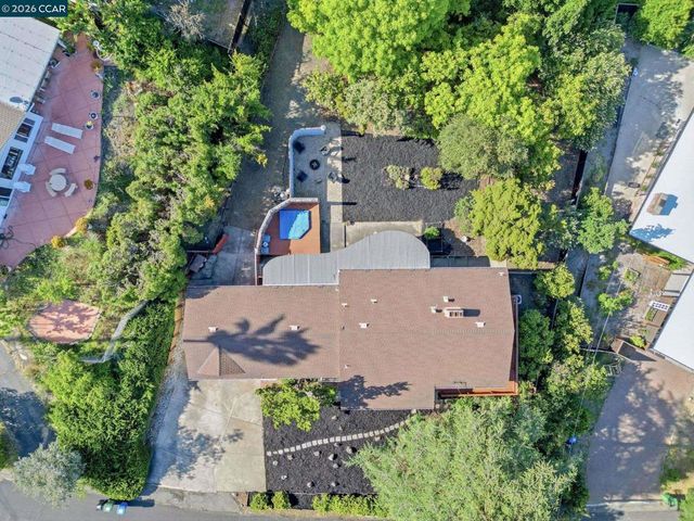 143 Montecito Crescent, Walnut Creek, CA 94597