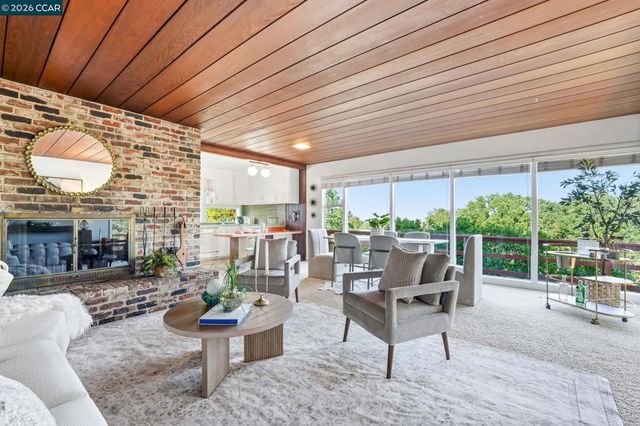 143 Montecito Crescent, Walnut Creek, CA 94597