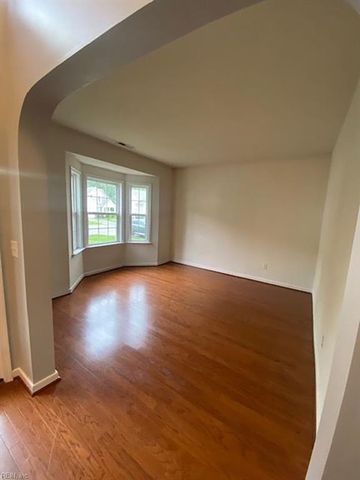 406 Queensbury LN, Williamsburg, VA 23185