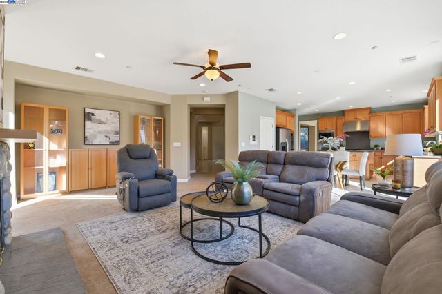 1865 La Fonte Court, Brentwood, CA 94513