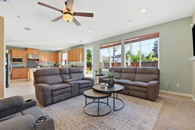 1865 La Fonte Court, Brentwood, CA 94513