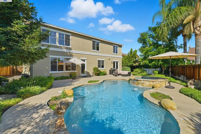 1865 La Fonte Court, Brentwood, CA 94513