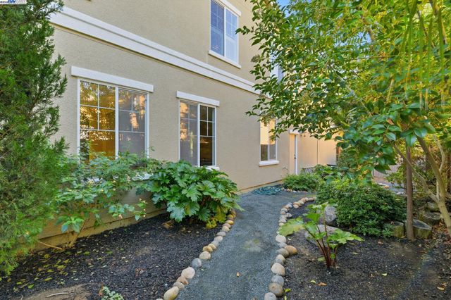 1865 La Fonte Court, Brentwood, CA 94513